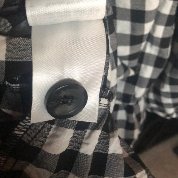 A11-Divided by H&M off shoulder top - Picture 6 of 6